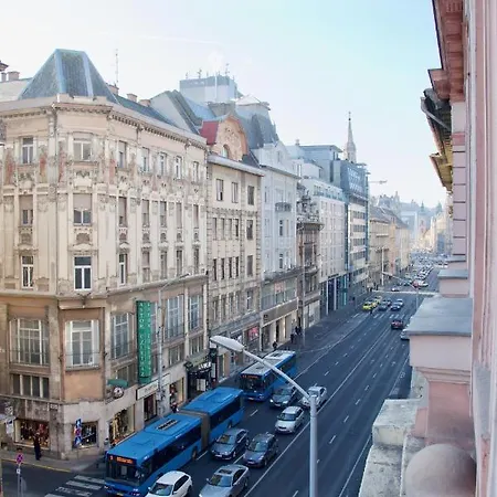 Premium By Hi5 - Astoria Square Appartamento Budapest