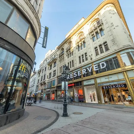 Elisabeth On Vaci Street شقة بودابست