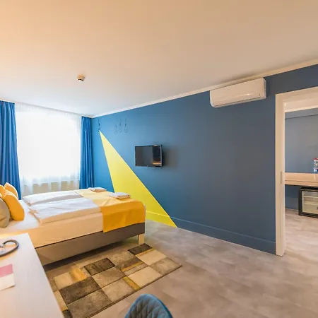 Otel Impulso Fashion