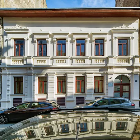 Res 3* Budapeste