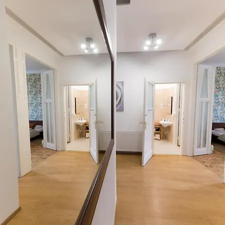 Apartament Rumbach Royal