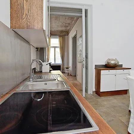 Apartmán Beautiful 3 Bedroom In 7th District *