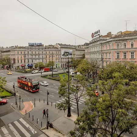 Andrassy 53 2bedroom Center *