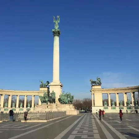 Appartamento Trendy & Cozy At Heroes' Square Budapest