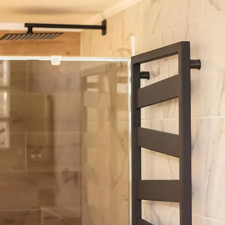 Silver Apartment Budapest