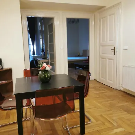 Apartment Andrassy *