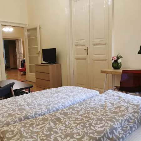 Apartment Andrassy *