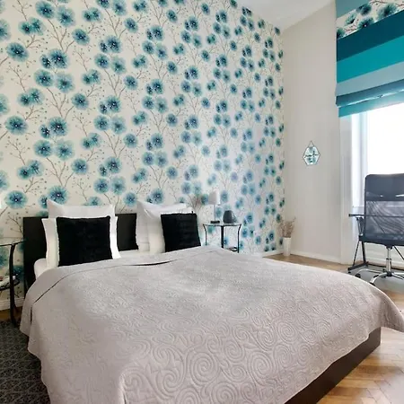 Standard By Hi5 - Bright Place Budapest