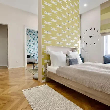 Standard By Hi5 - Bright Place Apartment Budapest