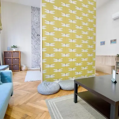 Standard By Hi5 - Bright Place Apartment