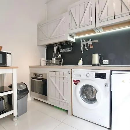 Apartment Standard By Hi5 - Bright Place