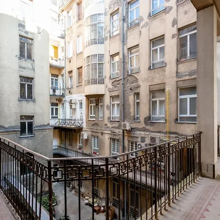 Apartment D.five Elizabeth Garden