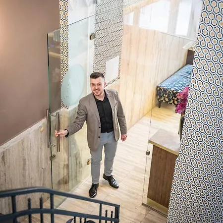 Mika Downtown Отель