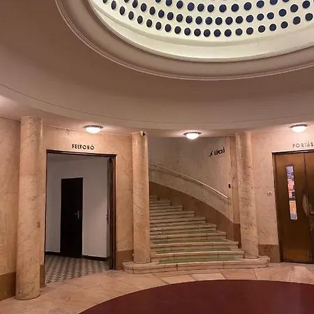 Jackquaters * Budapeşte