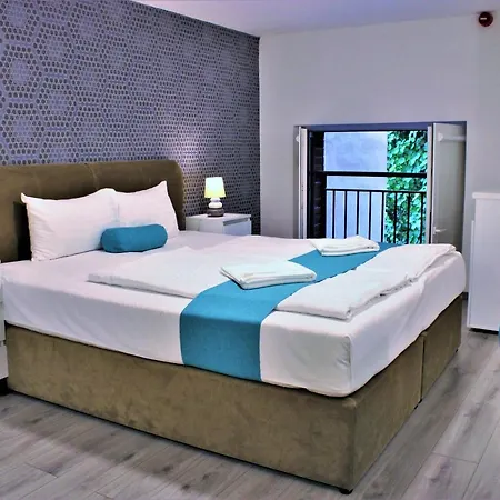 Mika Downtown 3* Будапешт