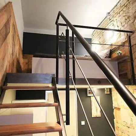 Apartment Economy Hollo *