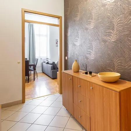 Gozsdu Aparment By Quentin Homes בודפשט