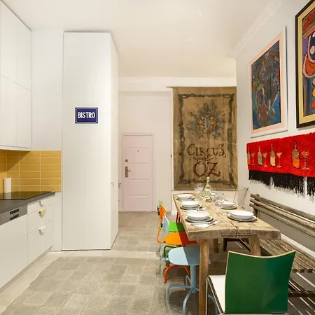 아파트 Huge & Stylish In The Center For Up To 20 People