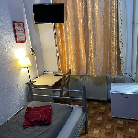 Отель Kecskemeti