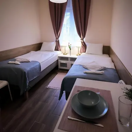 East Station Comfort Guest house