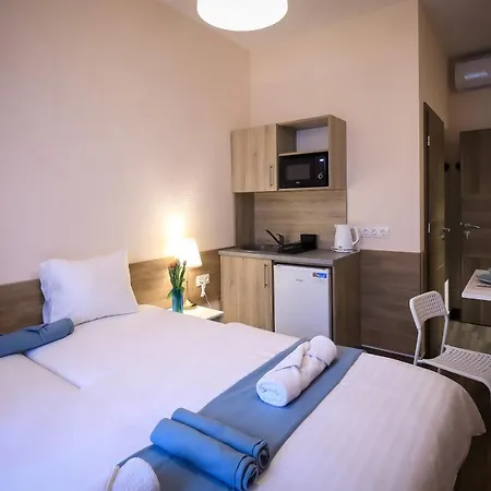 Guest house East Station Comfort *
