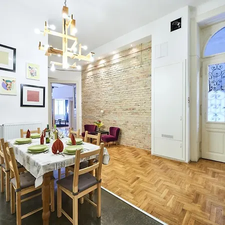 Apartment Large For Groups Center Dist. Vii