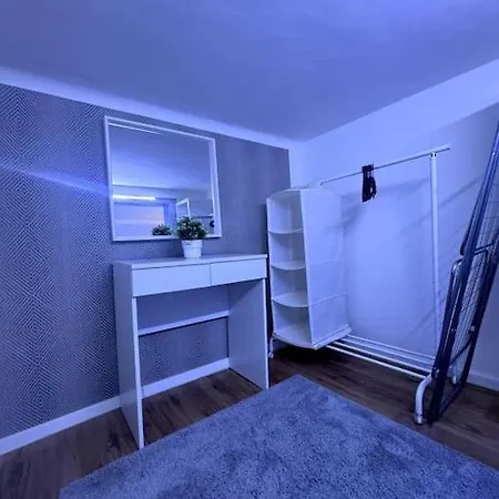 D40 Apartment *