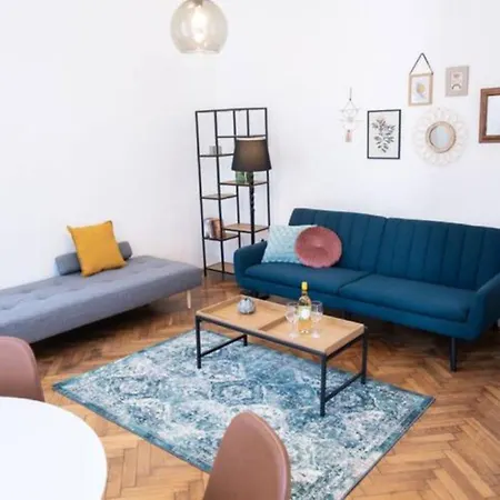 Apartment Basilica Downtown