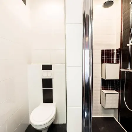 Apartment Ultra Large With Ac And Balcony