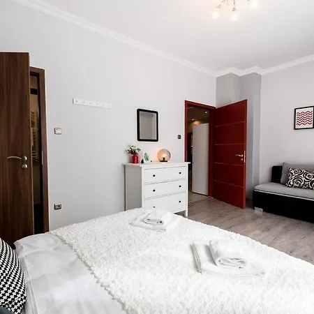Ultra Large With Ac And Balcony * Budapest