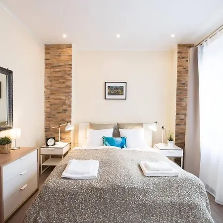Apartment Ultra Large With Ac And Balcony Budapest