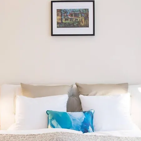 Ultra Large With Ac And Balcony Apartment Budapest