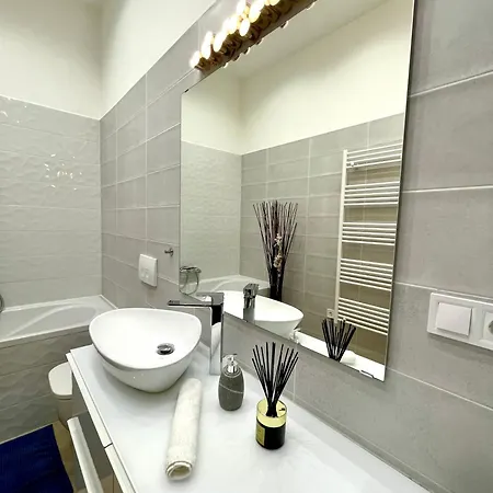 Smart Near The Westend City Center * Будапешт