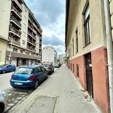 Smart Near The Westend City Center Апартаменты Будапешт