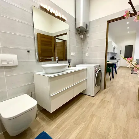 Апартаменты Smart Near The Westend City Center Будапешт