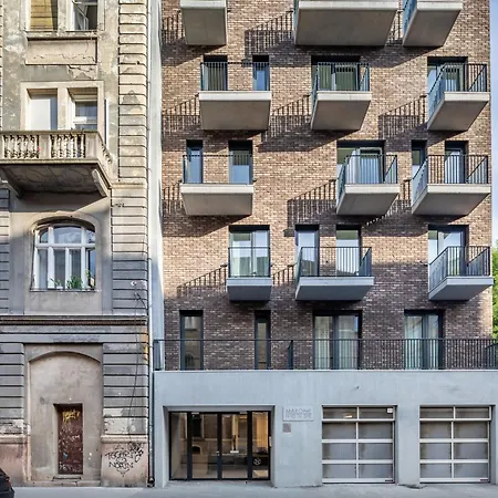 Apartment Marone Circles Comfortable For 4 With Parking *