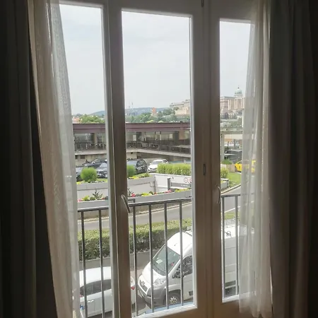 Jackquaters Daire