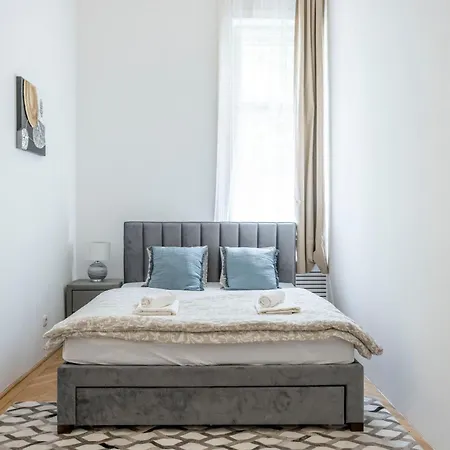 Fabulous Dream & Retreat Apartment Budapest