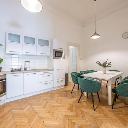 Fabulous Dream & Retreat Budapest