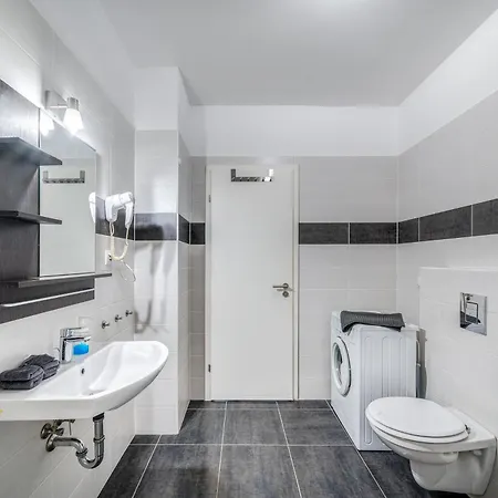 Elagant Nest Two Apartamento