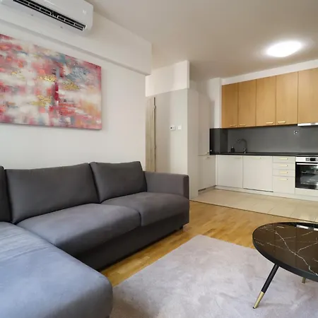 Apartment Kazinczy 2bdr With Ac, Smart Tv