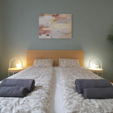 Kazinczy 2bdr With Ac, Smart Tv Apartment *