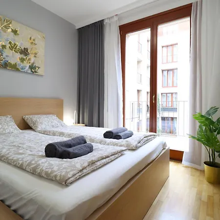 Kazinczy 2bdr With Ac, Smart Tv Apartment Budapest