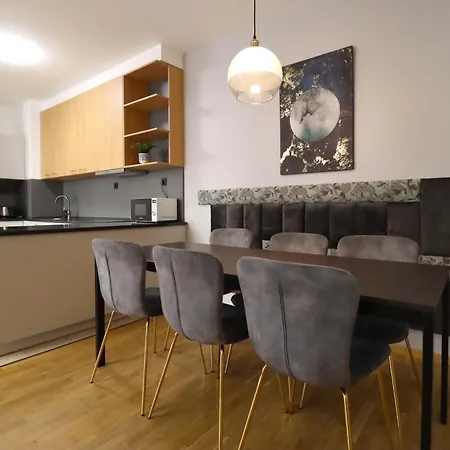 Apartment Kazinczy 2bdr With Ac, Smart Tv *