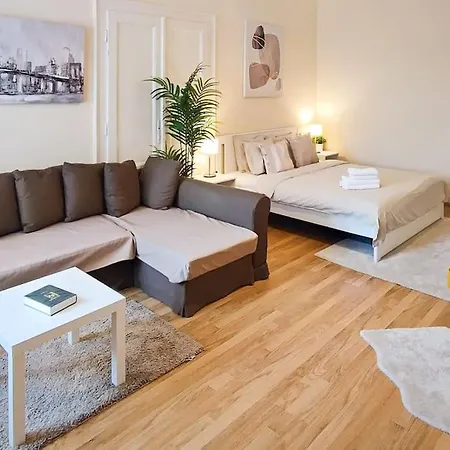 Filinhome Oktogon Appartement Boedapest