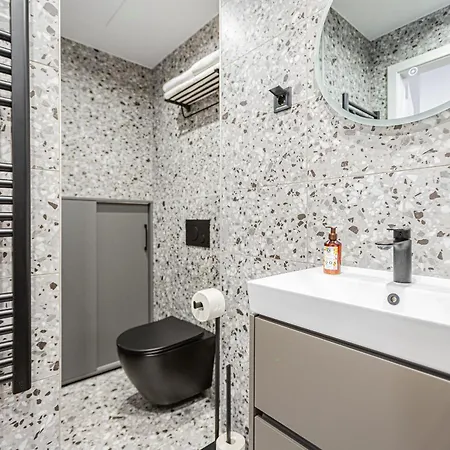 Deluxe2 Next To The Synagogue Free Air Conditioner Apartment Budapest