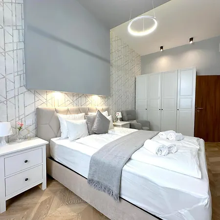Lovely 3-bedroom In Downtown With Modern Design And Ac Appartement