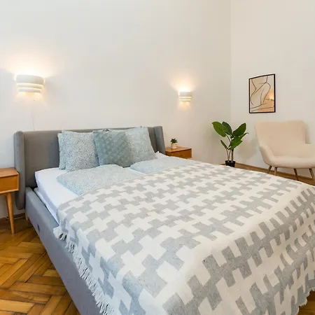 Basilica Downtown Apartment Budapest
