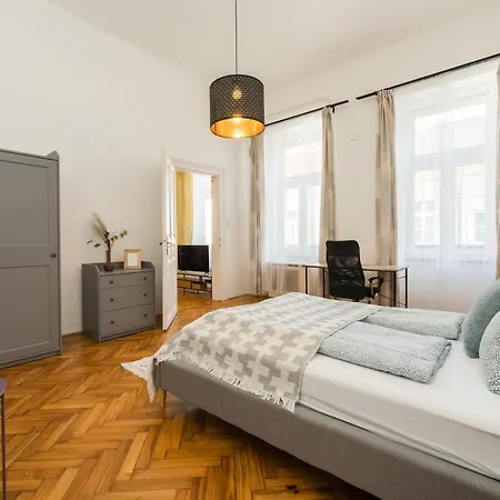 Apartment Basilica Downtown Budapest