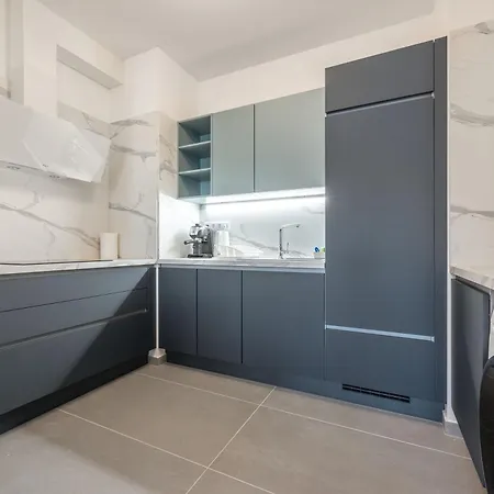 With Garage And Balcony In Center Apartmán Budapešť